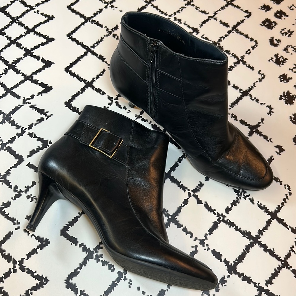 TALBOTS Black Leather Ankle Boots - US Size 8 B - EUC